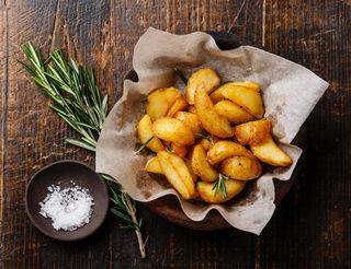 Картофи по селски с хрупкава коричка