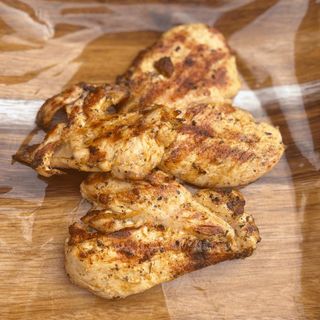 Pileći file sa roštilja 1kg
