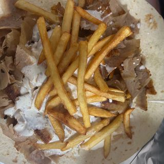 Dürüm De Ternera con todo Con Patatas Fritas Dentro