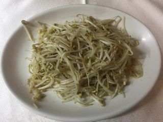 Brotes De Soja Salteados