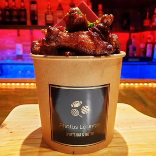 Big Box Chicken Wings (16 uni)