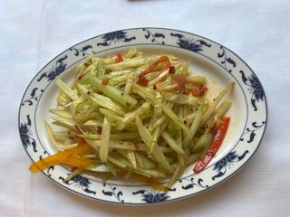 16. Cetrioli agropiccanti