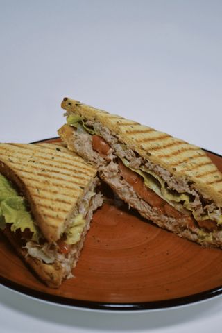 Sandwich Tuna
