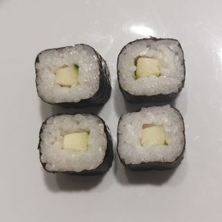 Maki Pepino (8 Uds.)