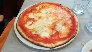 Pizza 4 formaggi - mattone