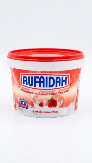 550ml strawberry flavored yoghurt