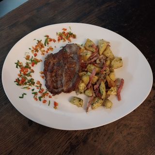 Ceafa porc 170 g produs finit