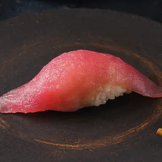 Суши тунец