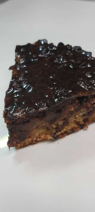 Fetta di torta pere e cioccolato