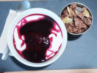 Yogur de Arándanos Con Granola