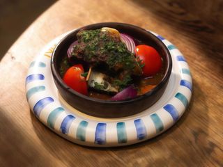 Клефтіко з лопатки ягняти з чебрецем, томлене в дровяній печі (280г)