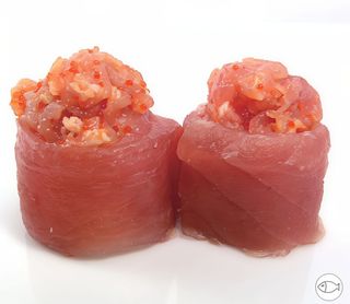 G35. Gunkan spicy maguro - 4 pezzi