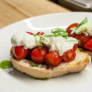Bruschetta z Burratą