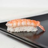 Суші з креветкою