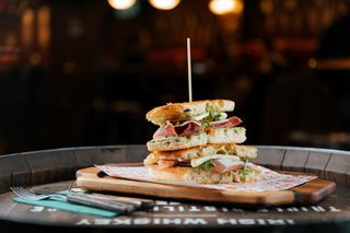 Focaccia pršut mozzarella