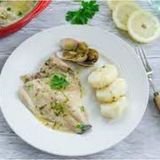 Ración De Dorada En Salsa Verde