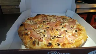 PROSCIUTTO E FUNGHI  