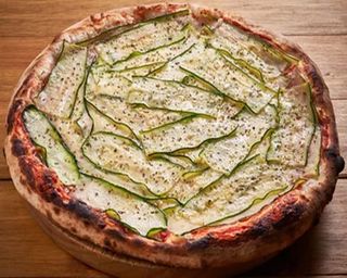 Pizza Calabacín Aliñado