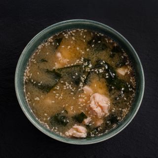Zupa Miso z Łososiem