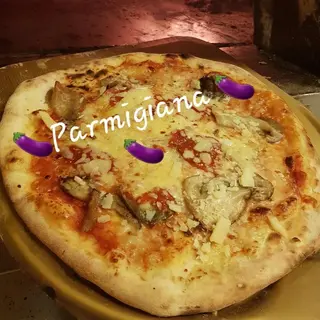 Pizza parmigiana