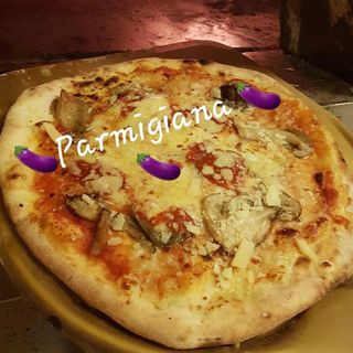 Pizza parmigiana