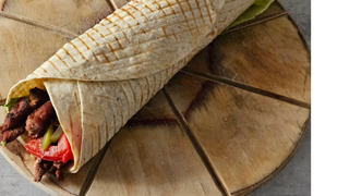 23- TORTILLA KRAFT KEBAB WOŁOWO-BARANI [MEGA]