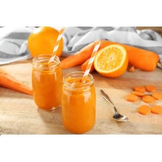 Zumo De Naranja Y  Zanahoria
