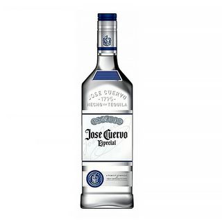 José Cuervo Silver (700 Ml.)