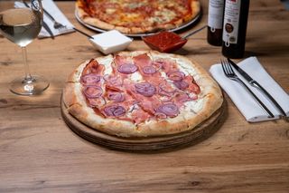 Focaccia cu bacon si ceapa