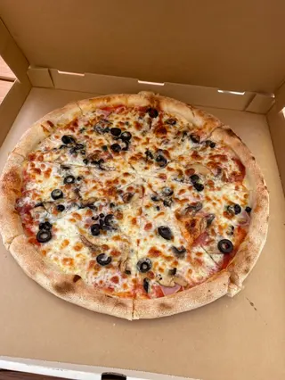 Pizza Capricciosa Ø 30cm