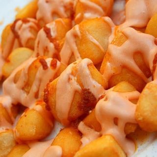 Patatas bravas