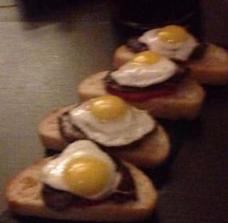 Montadito de Lombinho de Porco Preto