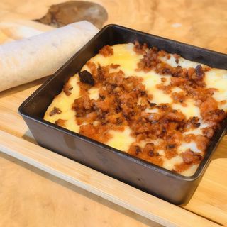 3. Fundido Queso Con Chorizo