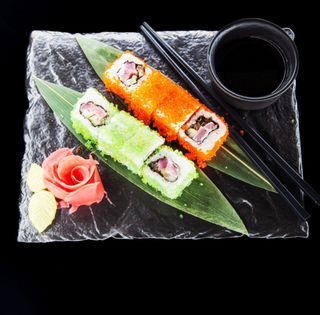 Каліфорнія тунець в ікрі (220г)