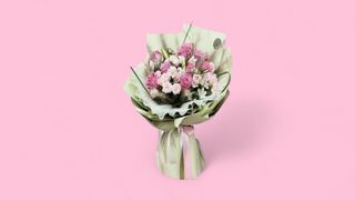 სპრეი ვარდები, ერთთავიანი ვარდები და ალსტრომერიის იდეალური კომბინაცია/თაიგული