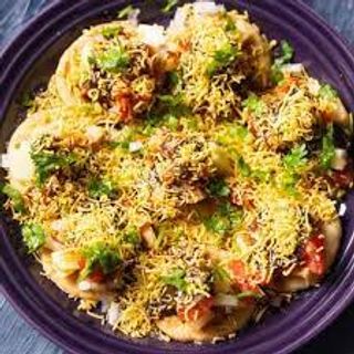 Sev Puri (6 pieces)