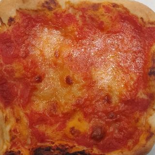 Pizzetta rossa  Margherita con melanzane
