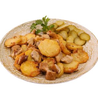 Cartofi ca la Buna cu hribi