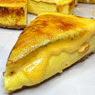 Natillas y crema catalana quemada