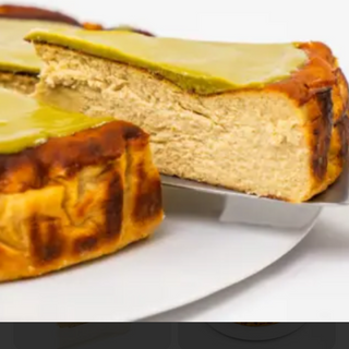 Tarta de queso con pistacho