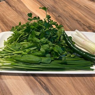 მწვანილის ასორტი