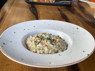 Ризото със сьомга и тиквички