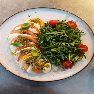 Salada caprese 