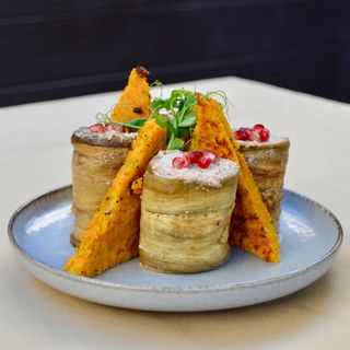 Badrijani Rolos de Beringela