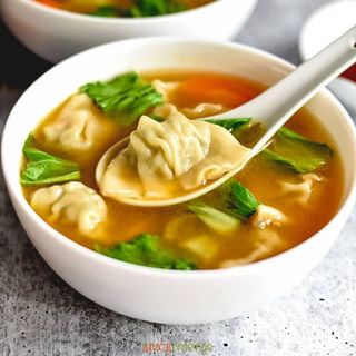 Chicken wanton soup