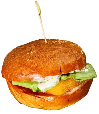 Burger cu Cașcaval Pane