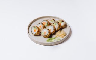 Темпура рол з лососем
