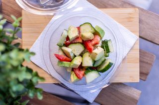 Avokado zdrava salata