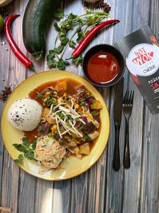 Kurczak słodko kwaśny cała porcja