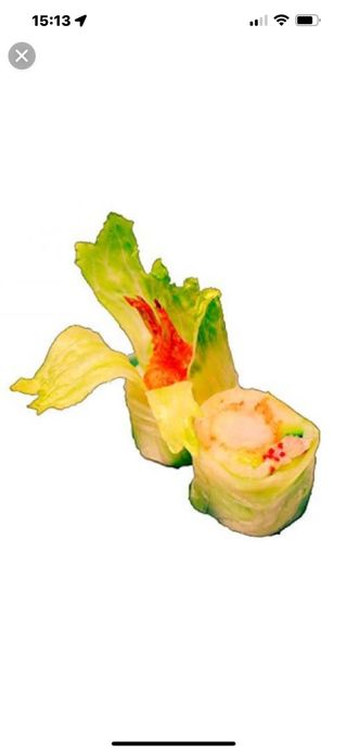 California De Rollo De Hoja De Arroz Con Tempura Langostino Con Aguacate Y Queso (8 Pzs.)